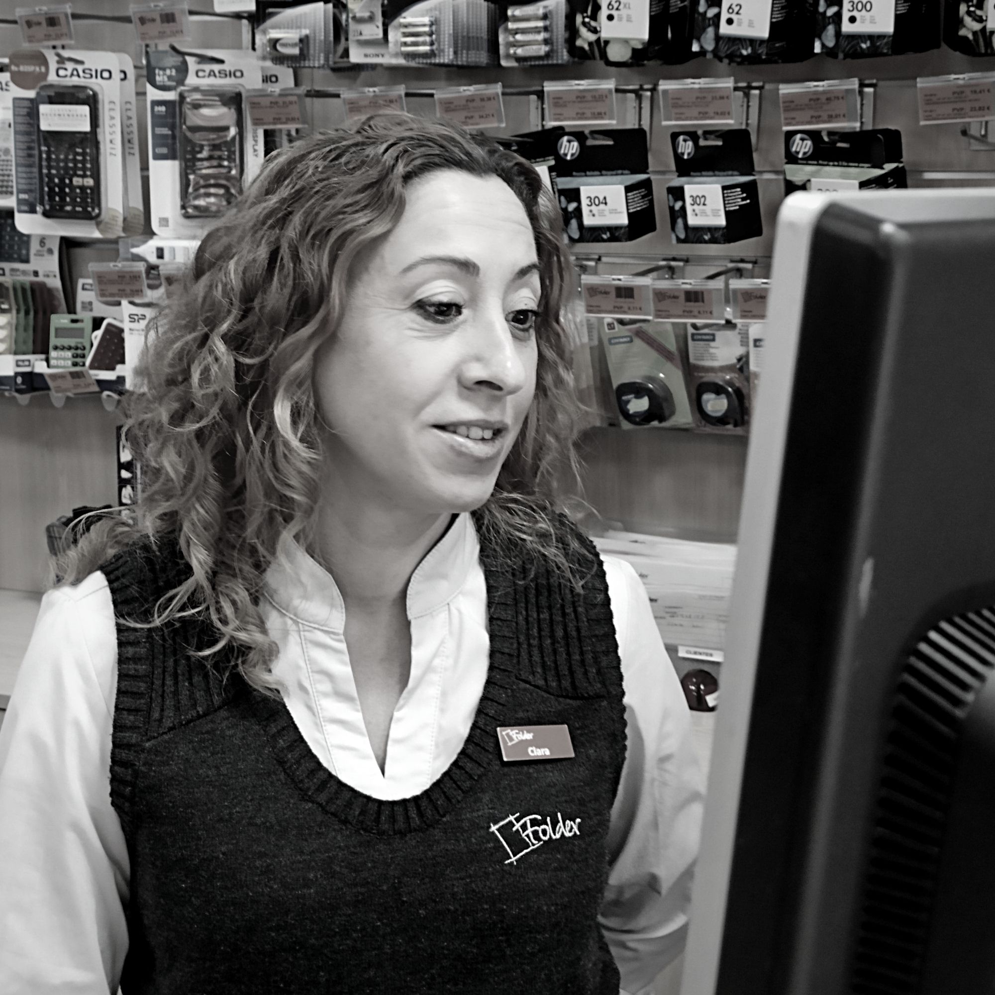 Clara Ordónez atención cliente Calle Vicente Zaragozá